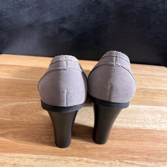 Loft Tan Tassel Heels Size 7.5 - Picture 9 of 11